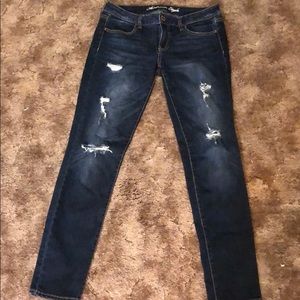 American Eagle distressed jeans size 10